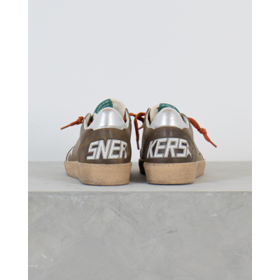 Golden Goose Ball Star Suede Sneaker Bruin met Oranje Veters