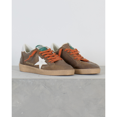 Golden Goose Ball Star Suede Sneaker Bruin met Oranje Veters